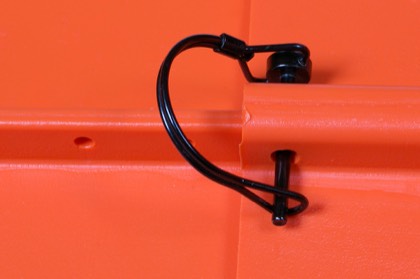 Wire Case Pin Close Up Blaze Sportube.jpg